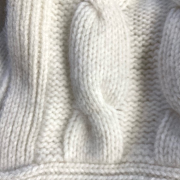 Express Design Studio Cream 100% Cashmere Cable Knit Poncho Wrap Size O/ S - Picture 12 of 12